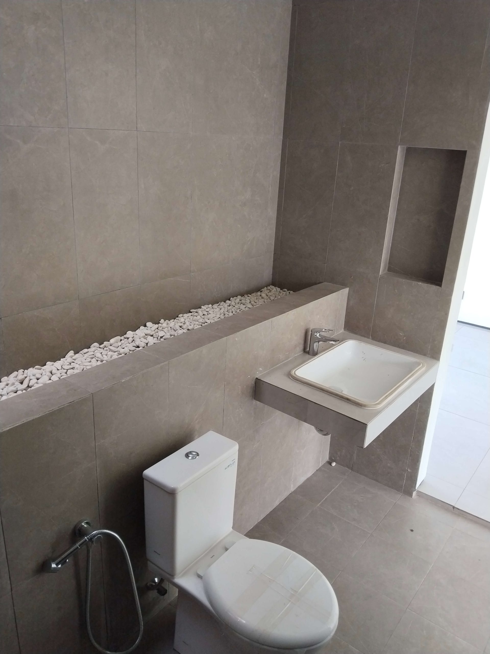 Rumah Tipe Victoria di Cluster Lagoon Park - Bukit Golf Riverside - Image 11